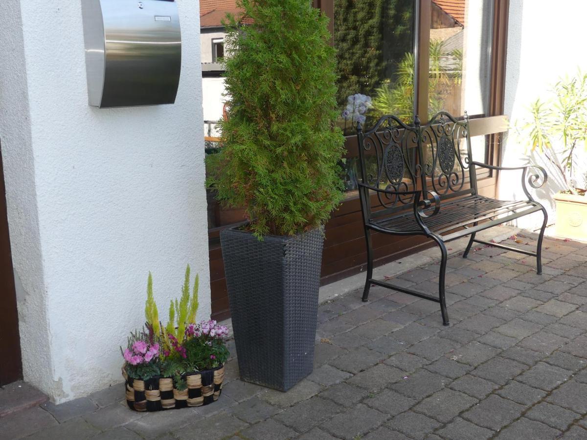 Hotel Janssen Bodenheim Exteriör bild