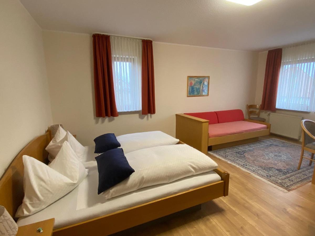 Hotel Janssen Bodenheim Exteriör bild