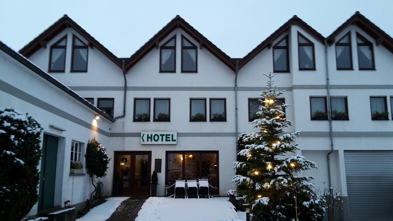 Hotel Janssen Bodenheim Exteriör bild